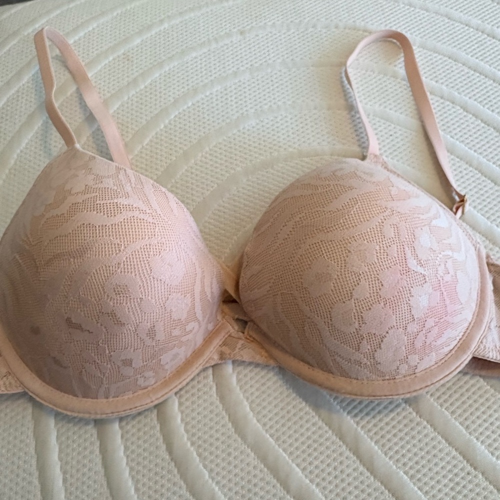 BCBGeneration Lace Bra - Soft Pink
